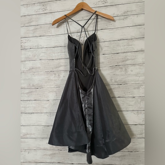 La Famme Dress Size 0 - Picture 6 of 8